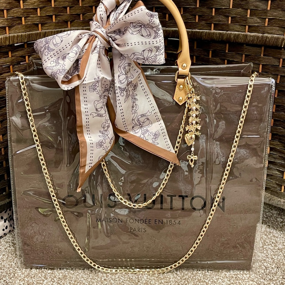 Louis Vuitton Elegant Brown Shopping Tote Bag with Scarf Accent and charms - Picture 4 of 11